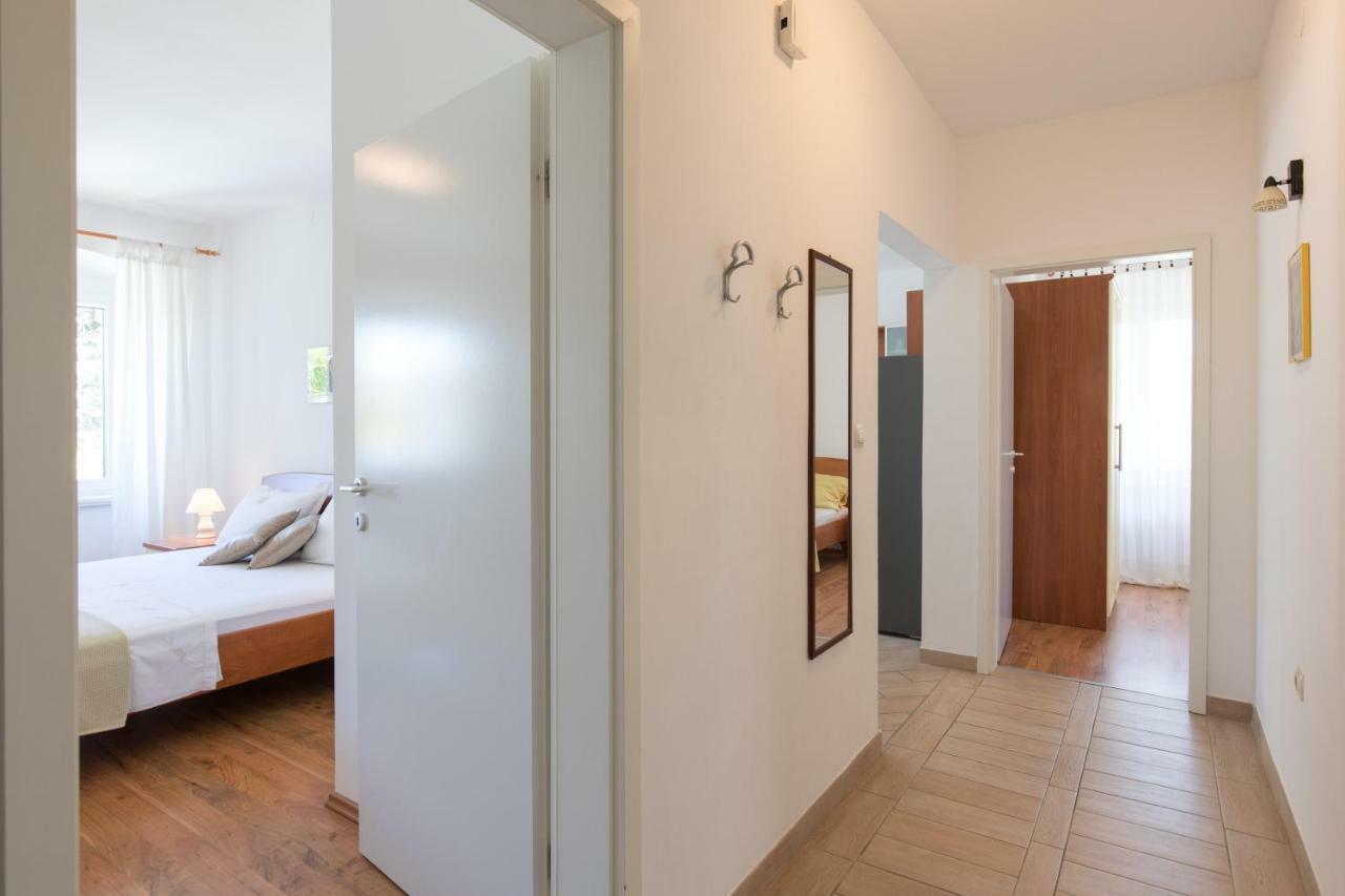 Apartments Ivona Malinska Zewnętrze zdjęcie